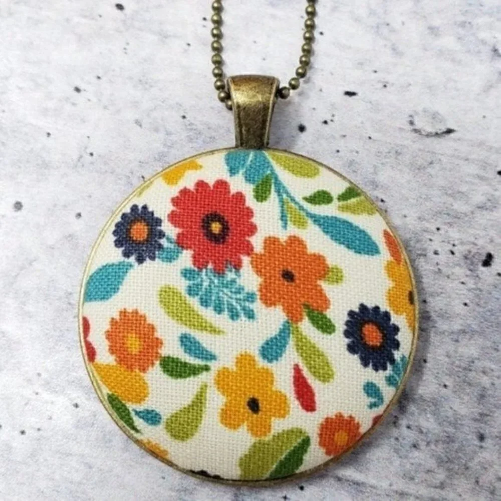New Handmade | Floral Fabric Button Necklace